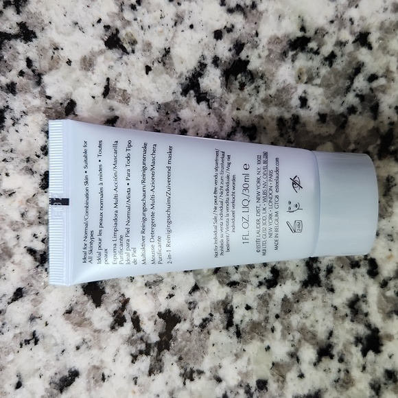 Estee Lauder Perfectly Clean Face Cleanser - Picture 2 of 2